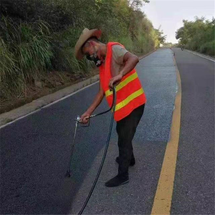滁州 彩色防滑路面的底涂是保障路面附着力